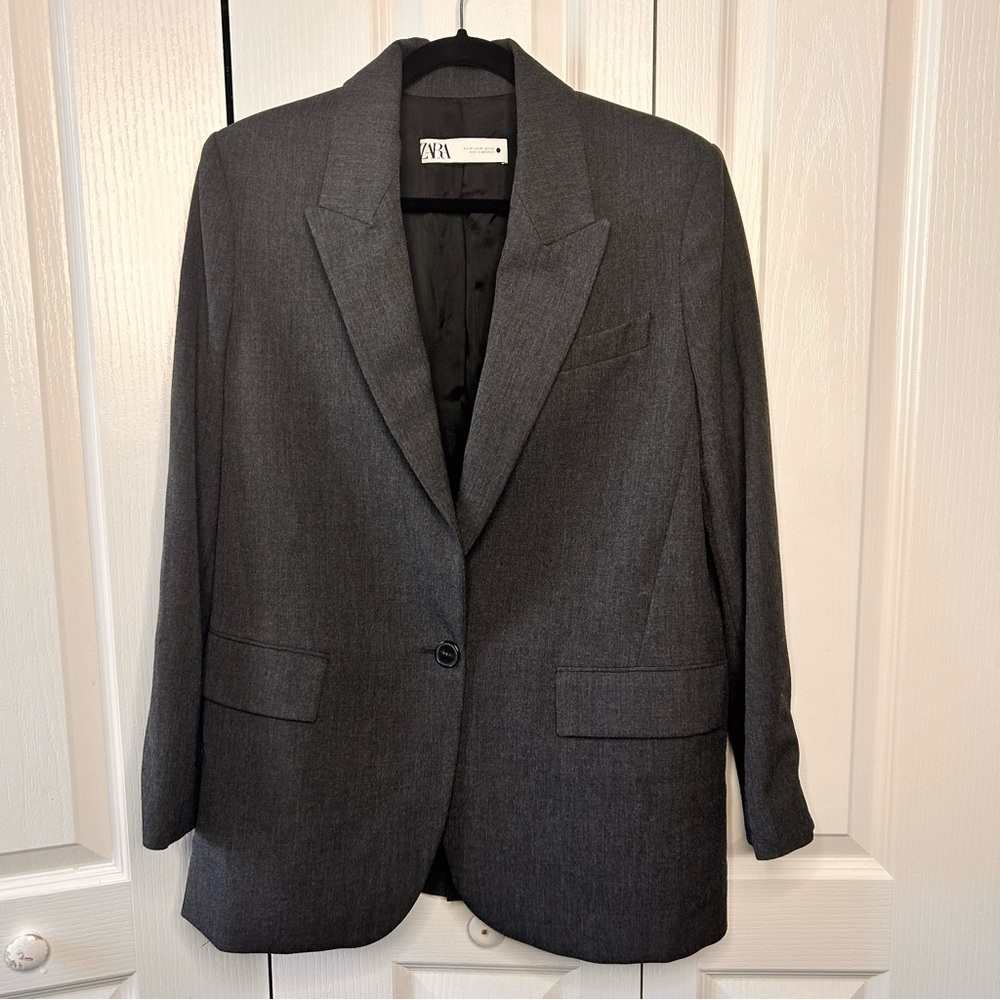 Zara Women’s Size Medium Gray One Button Mid Length‎ Blazer Career Professional